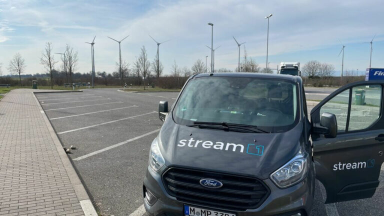 Der erste Stream1 Bus unterwegs in Deutschland